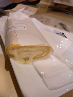 Cheese Please北海道  ホットトルティーヤサンド