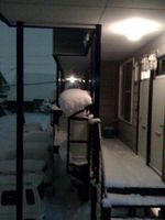 灯油タンクに積もる雪（これだけ降った）